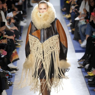 Wybór projektantów: frędzle